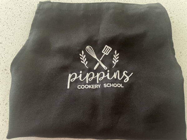 Pippins Cookery School Apron - Image 4